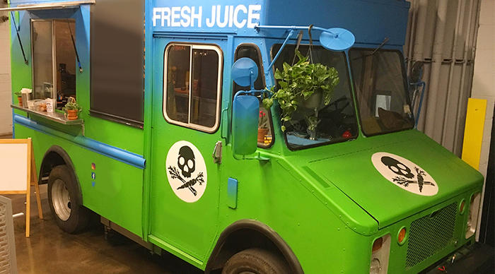 JUICE and SMOOTHIE FOOD TRUCK FOR SALE - Chevy / P30 Step ... JUICE and SMOOTHIE FOOD TRUCK FOR SALE - Chevy / P30 Step ...